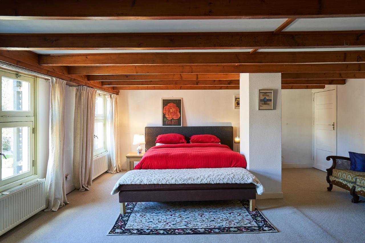 Huis Met De Leeuwenkoppen Dieren Exteriör bild